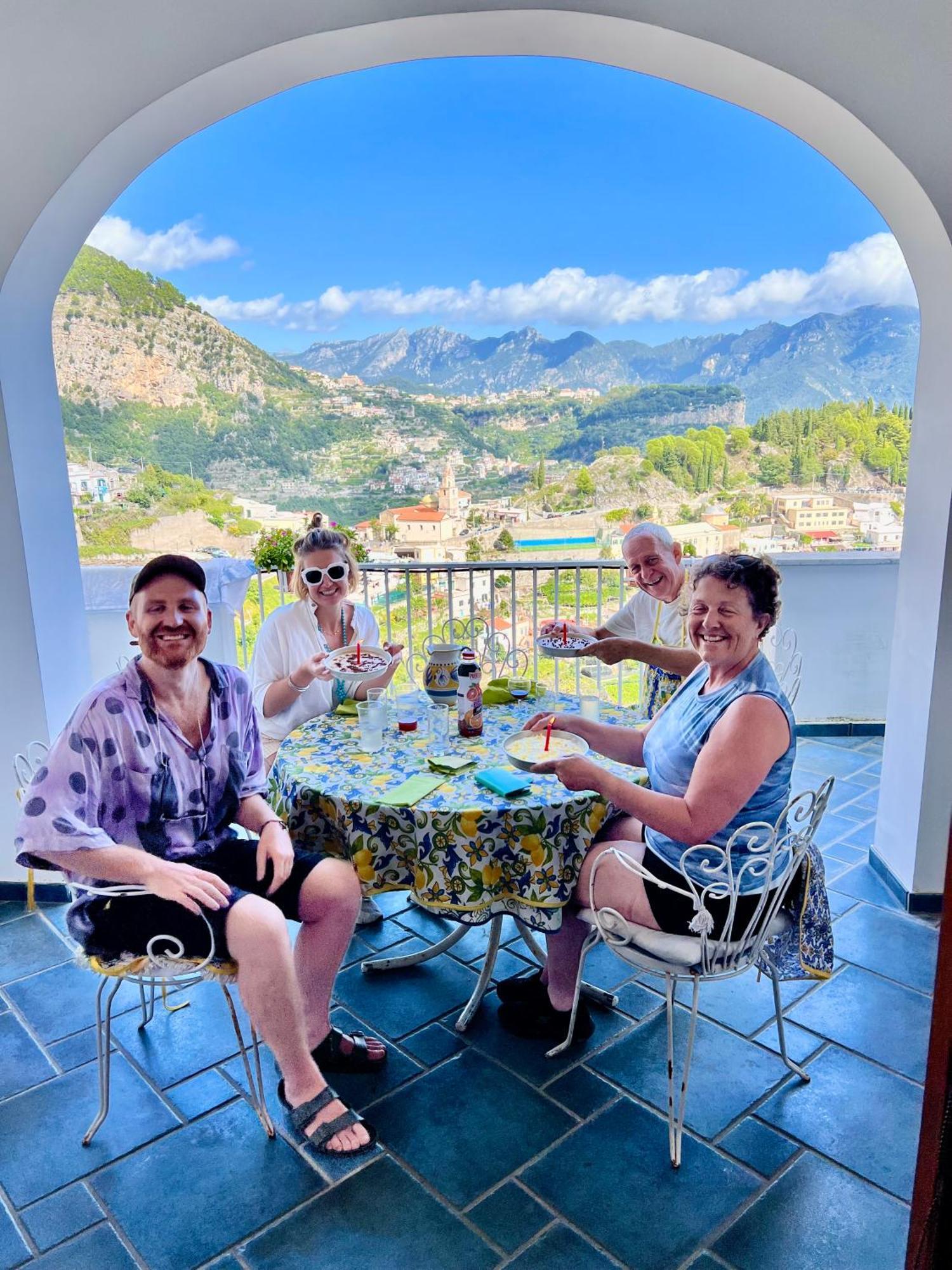 Villa Nina Амалфи Екстериор снимка